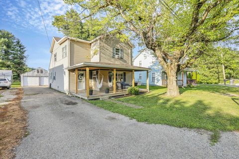 Homes For Sale - 213 Maple Street<br/> Sugar Grove, OH 43155