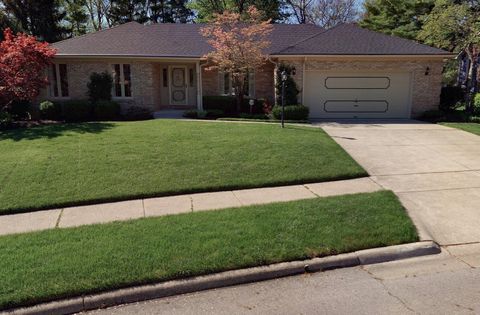 Photo of 841 Troon Trail, Columbus, OH 43085 (MLS # 225038860)