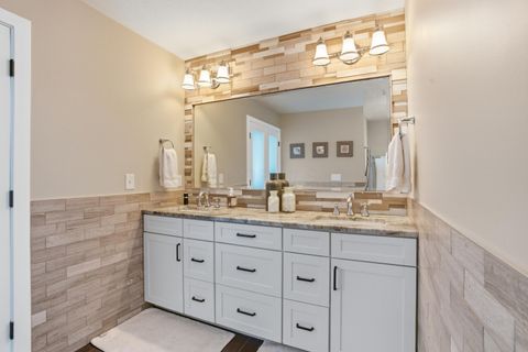 Tiny photo for 3085 Mccammon Chase Drive, Lewis Center, OH 43035 (MLS # 226005495)