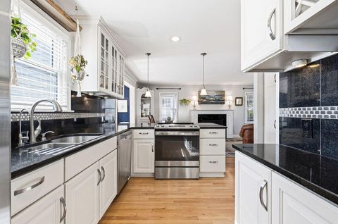 Tiny photo for 1224 Oxley Road, Grandview, OH 43212 (MLS # 226013616)