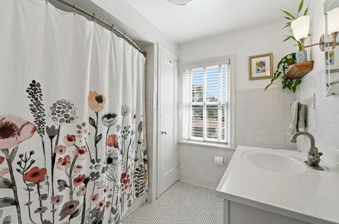 Tiny photo for 1224 Oxley Road, Grandview, OH 43212 (MLS # 226013616)