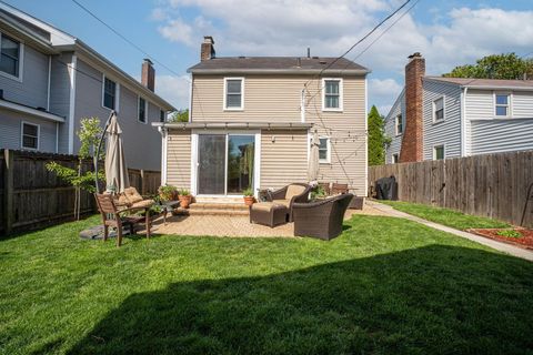 Tiny photo for 1224 Oxley Road, Grandview, OH 43212 (MLS # 226013616)