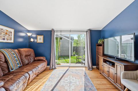 Tiny photo for 1224 Oxley Road, Grandview, OH 43212 (MLS # 226013616)