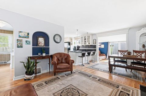 Tiny photo for 1224 Oxley Road, Grandview, OH 43212 (MLS # 226013616)