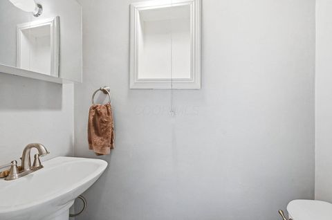 Tiny photo for 1224 Oxley Road, Grandview, OH 43212 (MLS # 226013616)