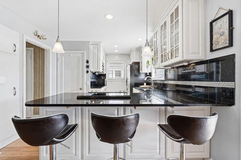 Tiny photo for 1224 Oxley Road, Grandview, OH 43212 (MLS # 226013616)