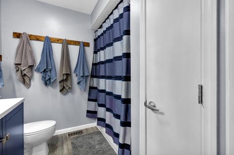 Tiny photo for 2800 Overview Court 2800B #2800B, Columbus, OH 43231 (MLS # 225045440)