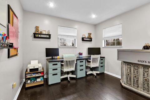 Tiny photo for 2800 Overview Court 2800B #2800B, Columbus, OH 43231 (MLS # 225045440)