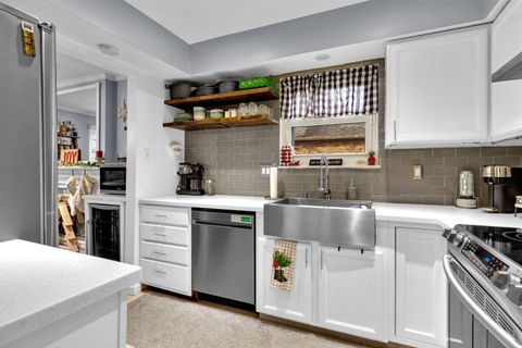 Tiny photo for 2800 Overview Court 2800B #2800B, Columbus, OH 43231 (MLS # 225045440)