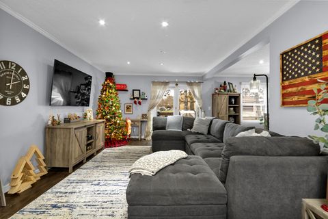 Tiny photo for 2800 Overview Court 2800B #2800B, Columbus, OH 43231 (MLS # 225045440)