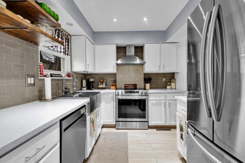 Tiny photo for 2800 Overview Court 2800B #2800B, Columbus, OH 43231 (MLS # 225045440)