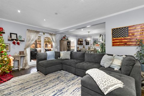 Photo of 2800 Overview Court 2800B #2800B, Columbus, OH 43231 (MLS # 225045440)