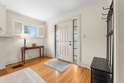 Tiny photo for 2908 Indianola Avenue, Columbus, OH 43202 (MLS # 226014835)