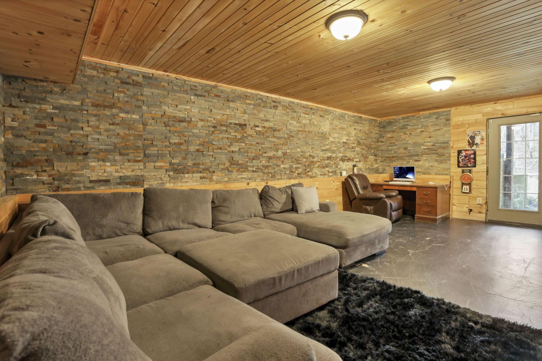 1335 Mingo Road, Chillicothe, Ohio image 28