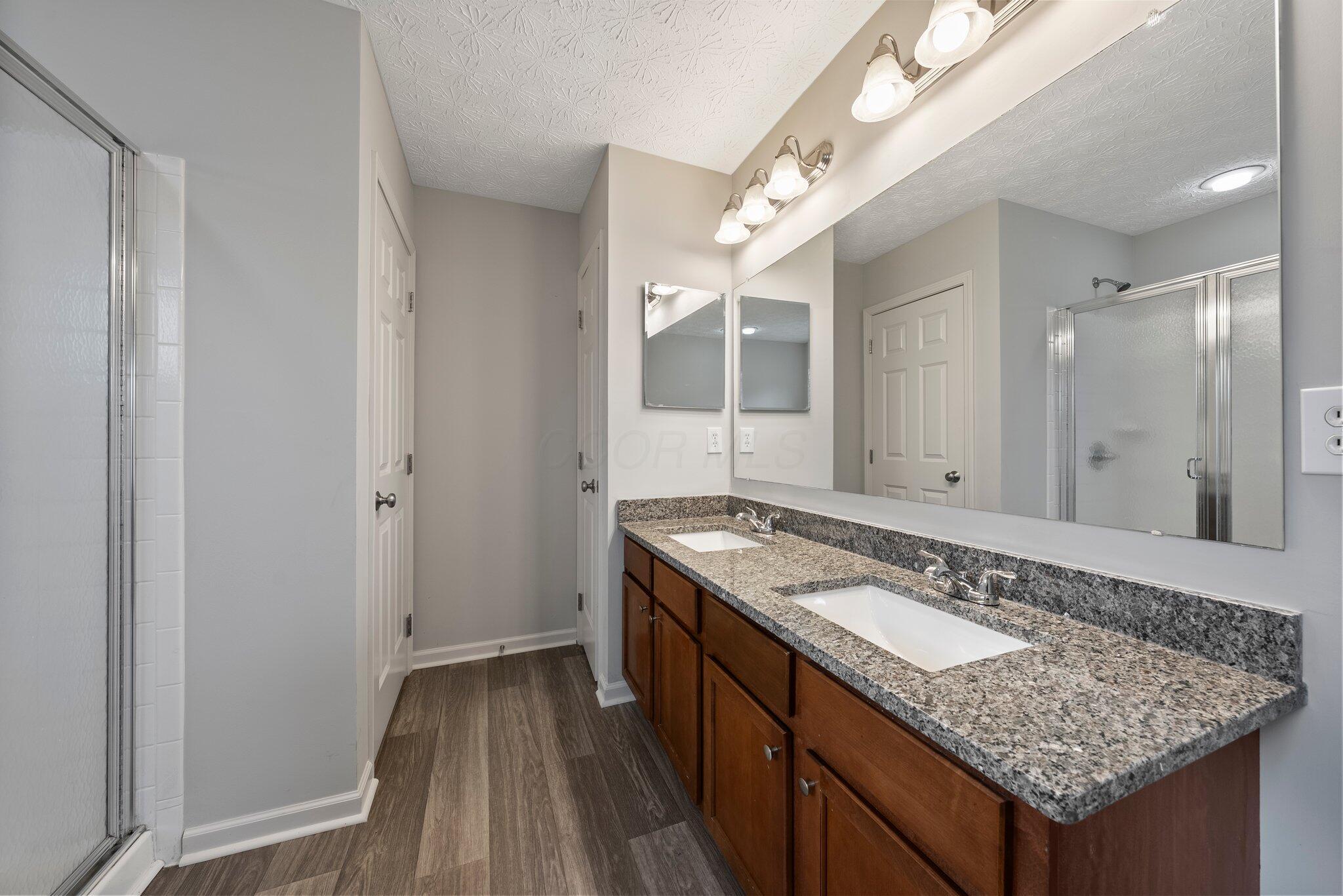 3024 Abbey Knoll Drive, Lewis Center, Ohio image 31
