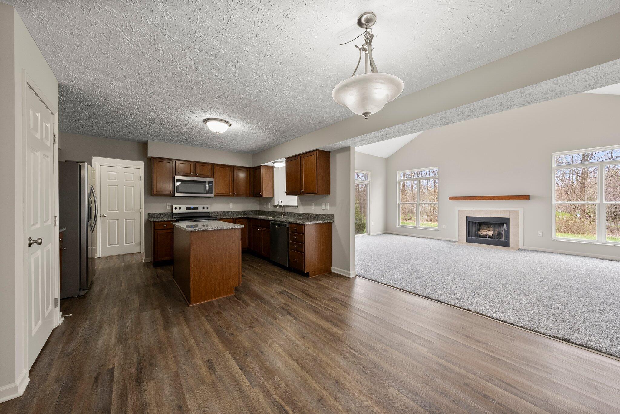 3024 Abbey Knoll Drive, Lewis Center, Ohio image 12