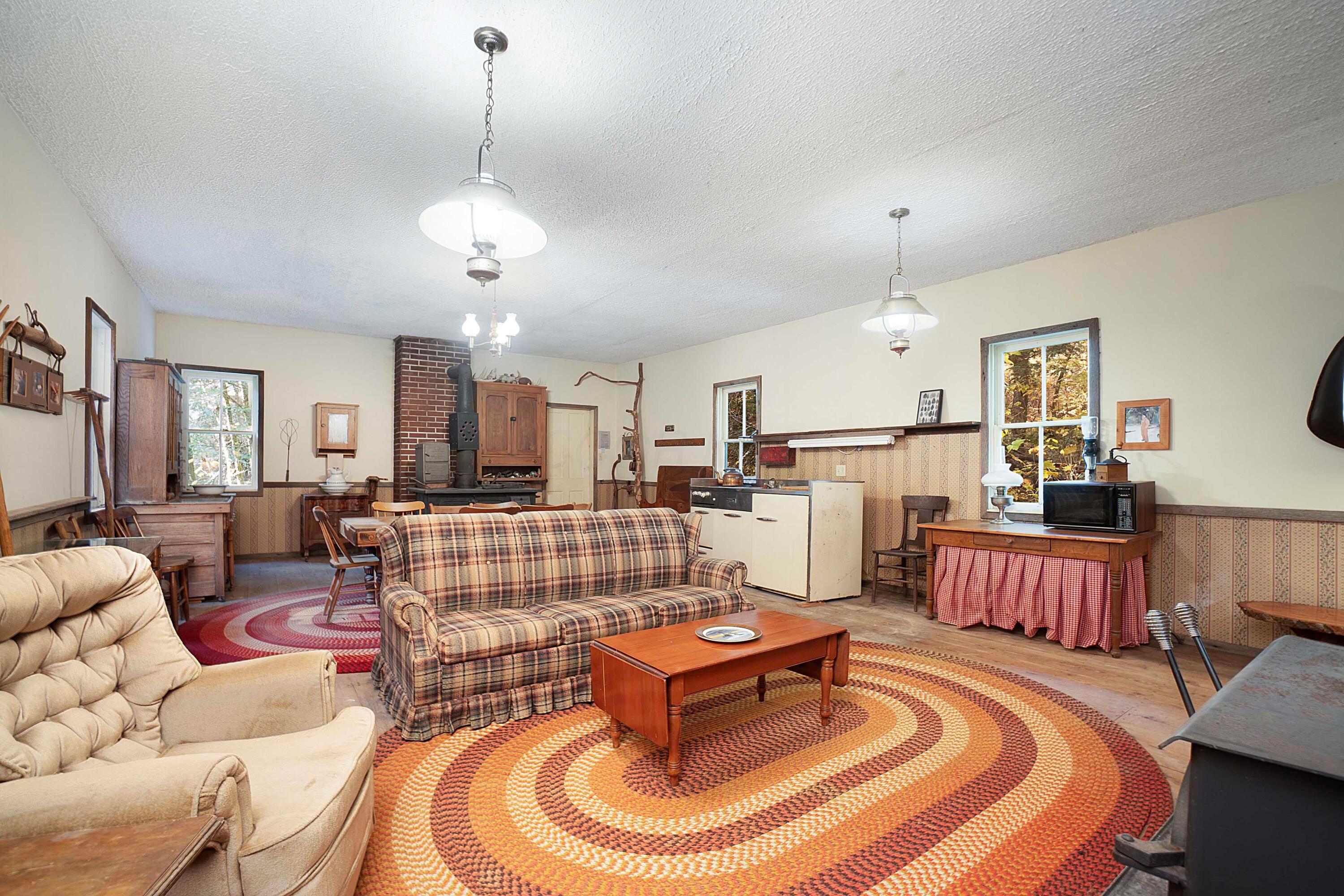 Rockbridge, Ohio, 43149, United States, 3 Bedrooms Bedrooms, ,4 BathroomsBathrooms,Residential,Active,1992551