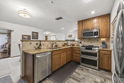 Tiny photo for 174 Cameron Ridge Drive, Columbus, OH 43235 (MLS # 226039351)