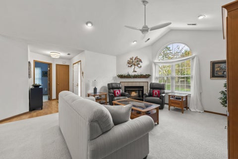Tiny photo for 174 Cameron Ridge Drive, Columbus, OH 43235 (MLS # 226039351)