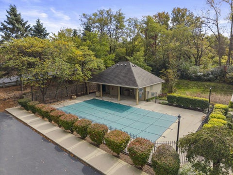 Tiny photo for 174 Cameron Ridge Drive, Columbus, OH 43235 (MLS # 226039351)