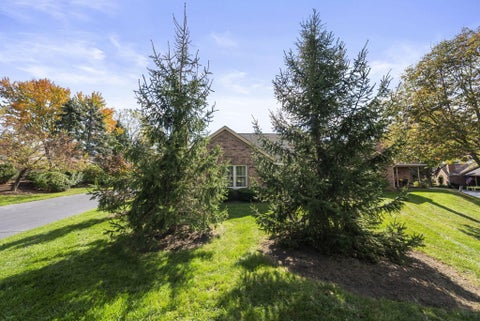 Tiny photo for 174 Cameron Ridge Drive, Columbus, OH 43235 (MLS # 226039351)