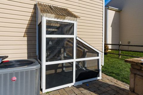 Tiny photo for 8145 Royal Elm Drive, Blacklick, OH 43004 (MLS # 225045445)