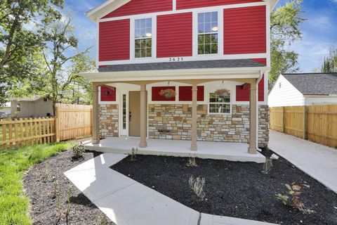 Tiny photo for 2625 Clybourne Road, Columbus, OH 43231 (MLS # 225037684)