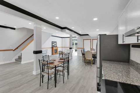 Tiny photo for 2625 Clybourne Road, Columbus, OH 43231 (MLS # 225037684)