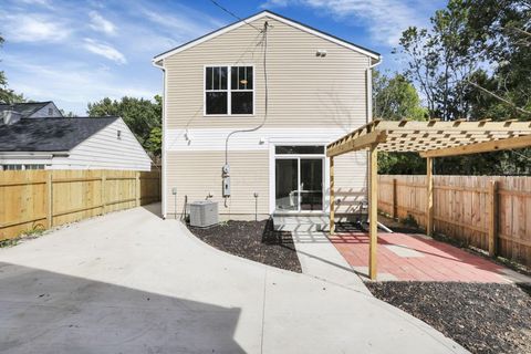 Tiny photo for 2625 Clybourne Road, Columbus, OH 43231 (MLS # 225037684)