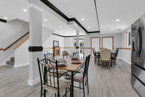 Tiny photo for 2625 Clybourne Road, Columbus, OH 43231 (MLS # 225037684)