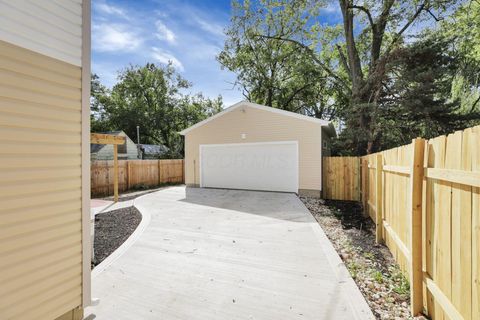 Tiny photo for 2625 Clybourne Road, Columbus, OH 43231 (MLS # 225037684)