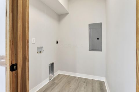 Tiny photo for 2625 Clybourne Road, Columbus, OH 43231 (MLS # 225037684)