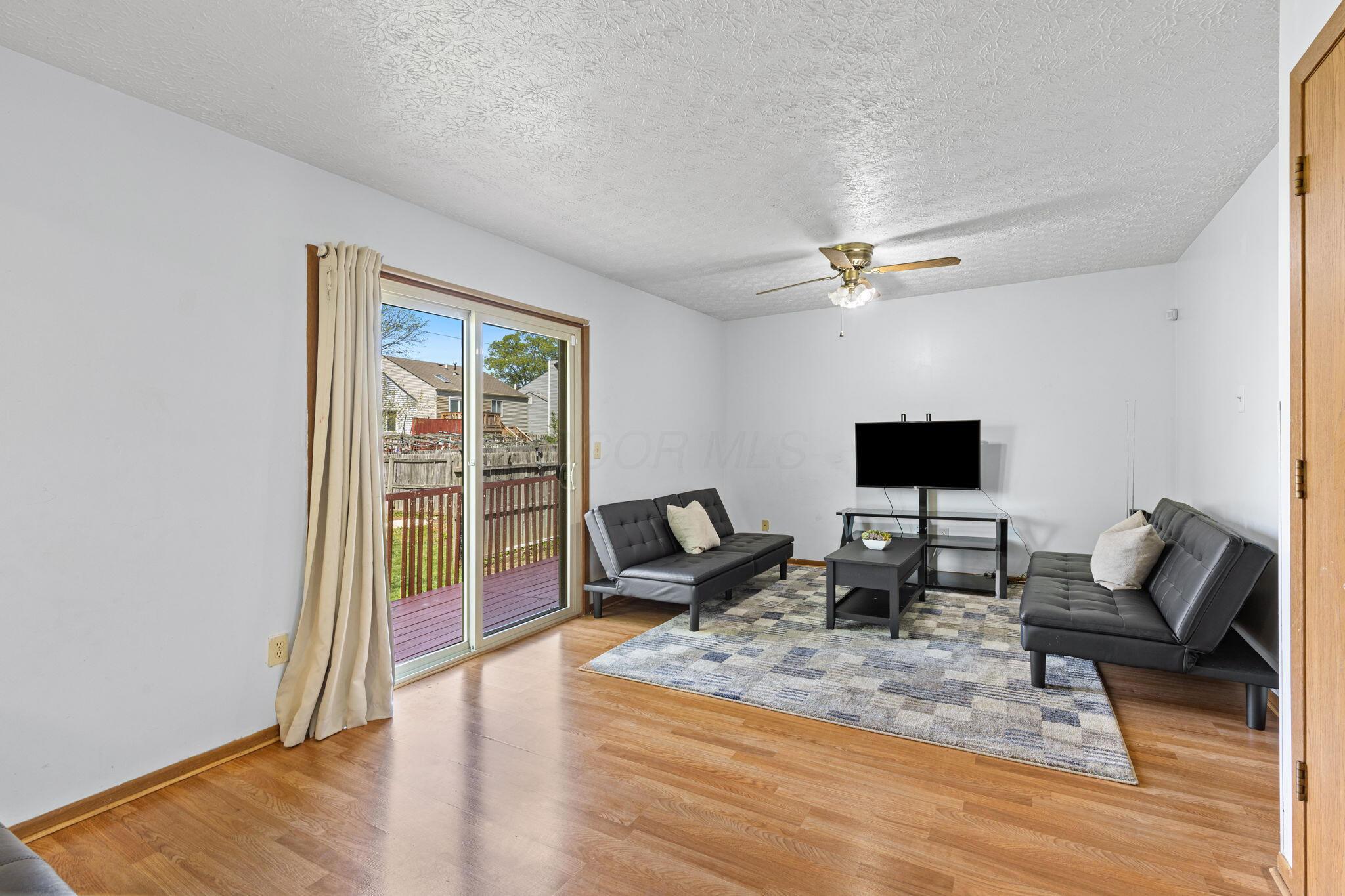 6806 Bennell Drive, Reynoldsburg, Ohio image 10