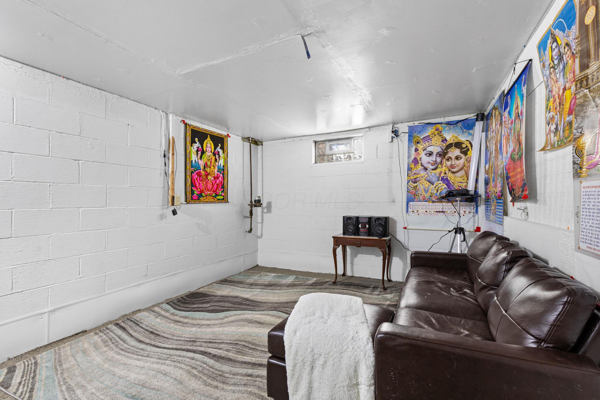 6806 Bennell Drive, Reynoldsburg, Ohio image 23