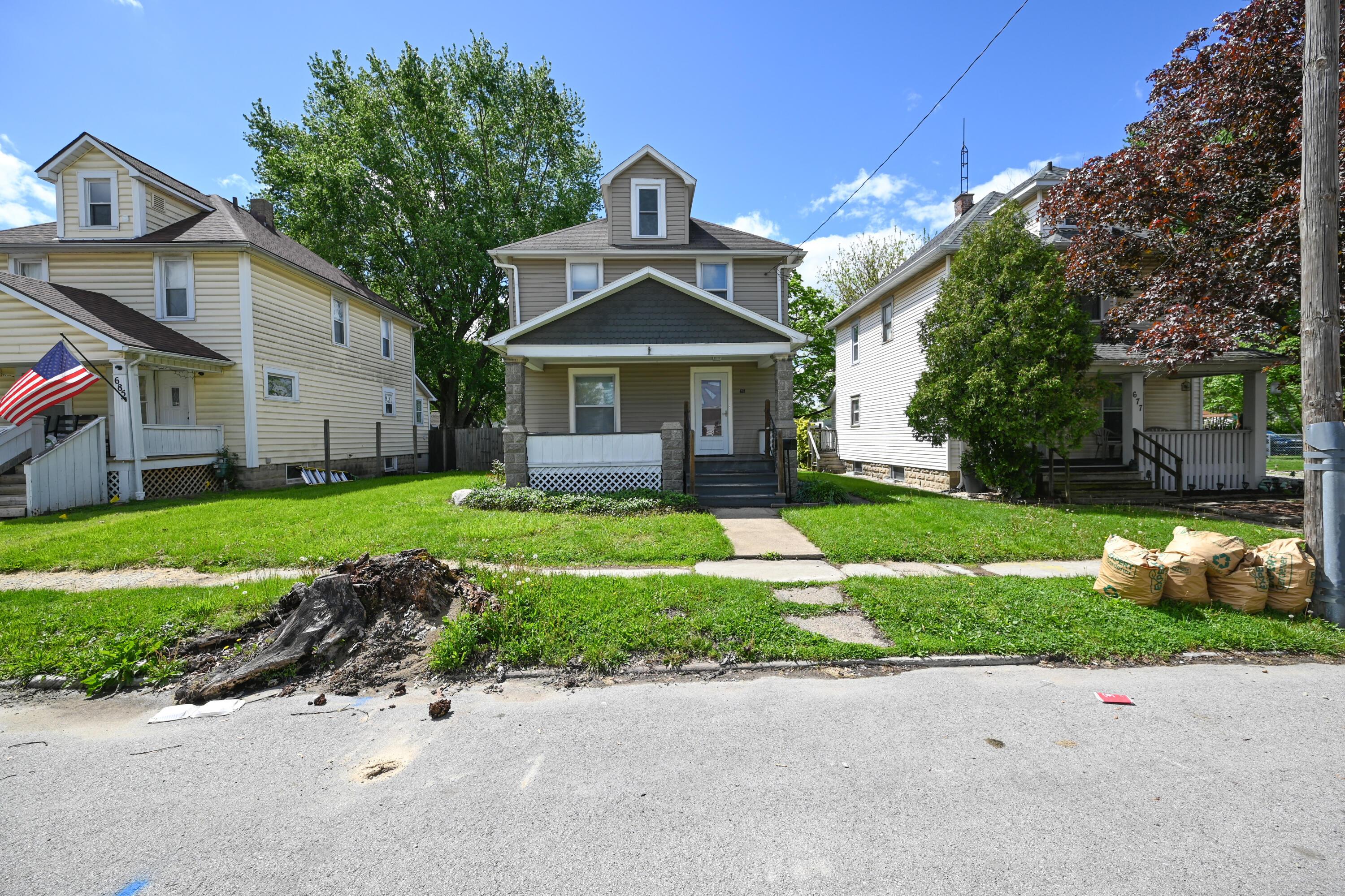 681 Davids Street