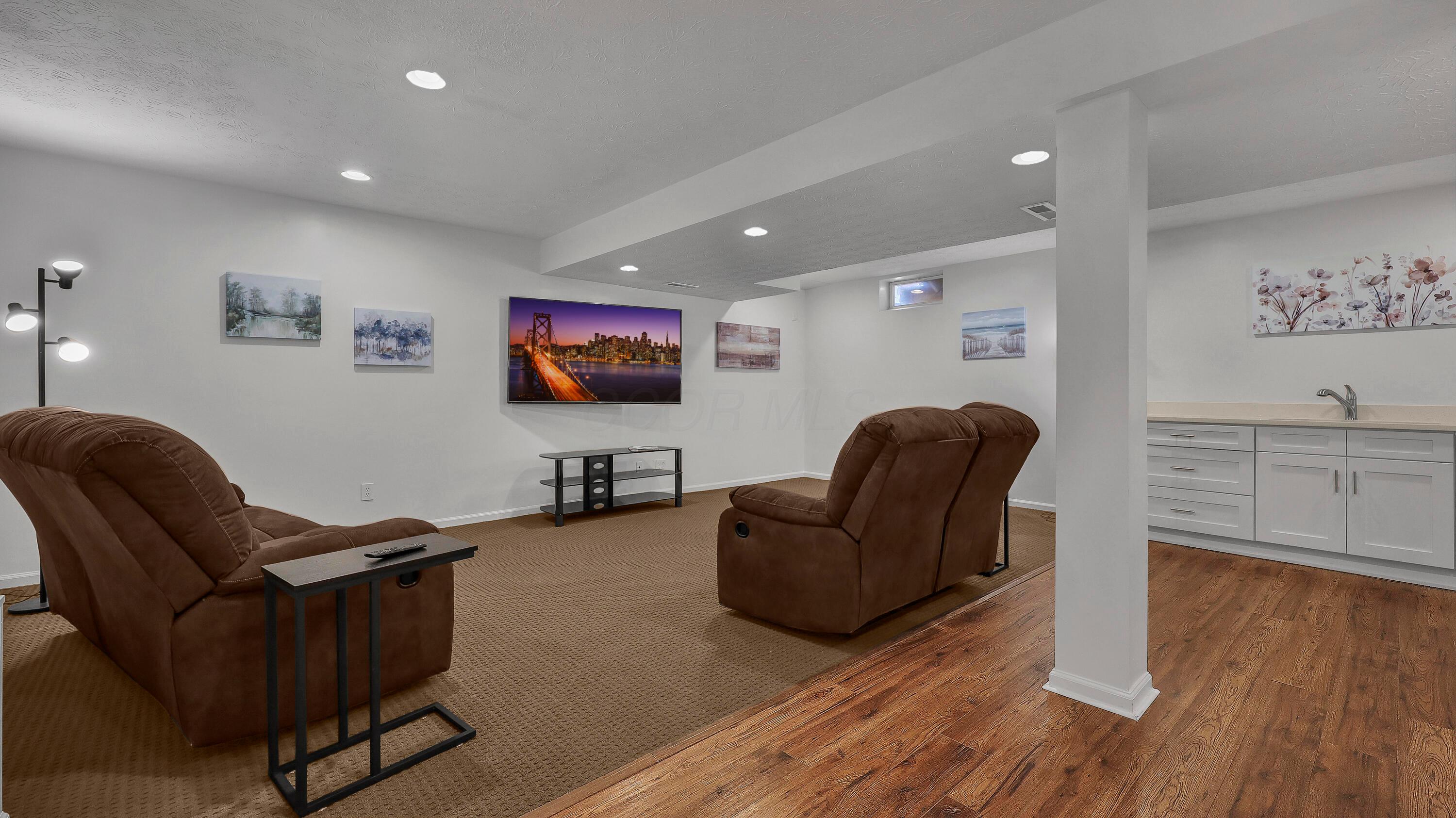 8827 Bergenia Court, Reynoldsburg, Ohio image 28