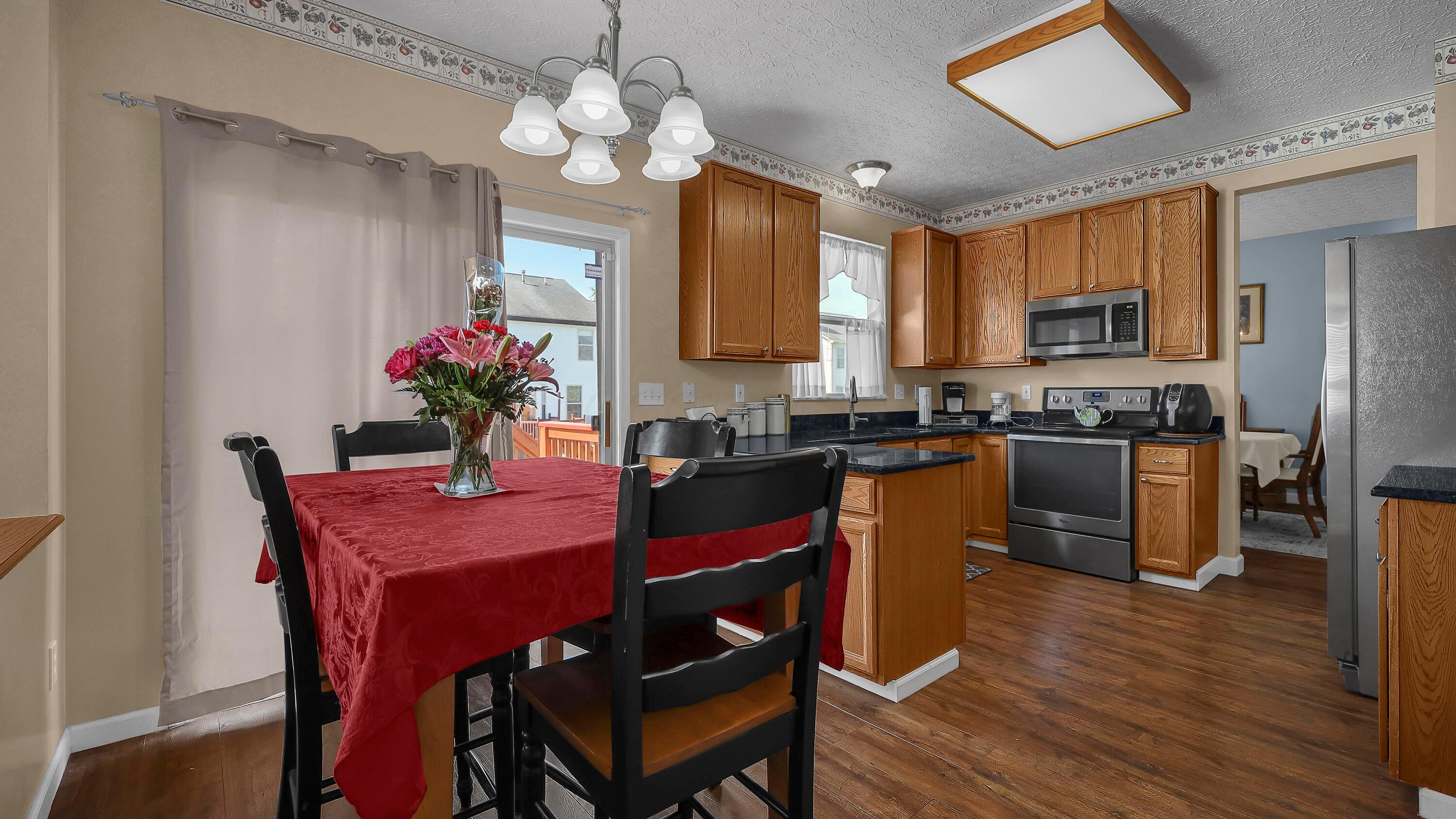 8827 Bergenia Court, Reynoldsburg, Ohio image 10