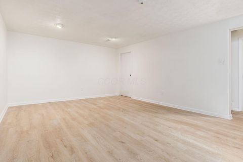 Tiny photo for 443 Clairbrook Avenue, Columbus, OH 43228 (MLS # 226002844)