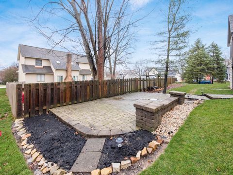 Tiny photo for 667 Salt Lick Lane, Columbus, OH 43230 (MLS # 226006499)