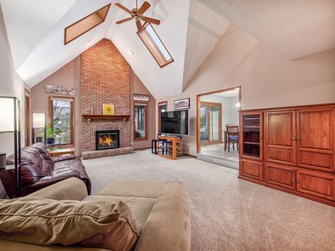 Tiny photo for 667 Salt Lick Lane, Columbus, OH 43230 (MLS # 226006499)