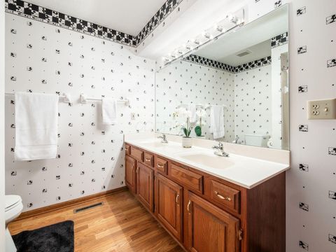 Tiny photo for 667 Salt Lick Lane, Columbus, OH 43230 (MLS # 226006499)