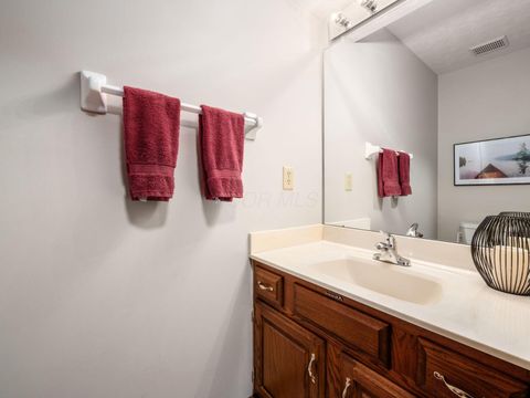 Tiny photo for 667 Salt Lick Lane, Columbus, OH 43230 (MLS # 226006499)