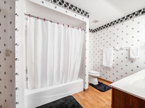 Tiny photo for 667 Salt Lick Lane, Columbus, OH 43230 (MLS # 226006499)