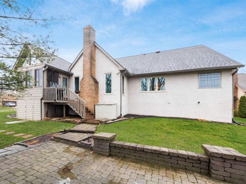Tiny photo for 667 Salt Lick Lane, Columbus, OH 43230 (MLS # 226006499)