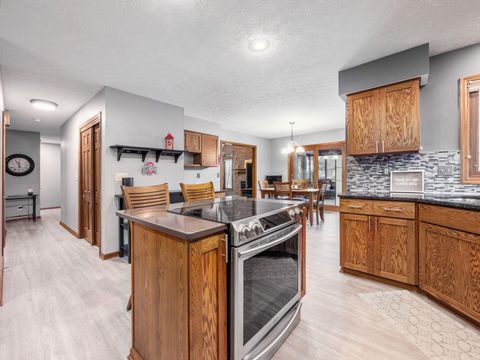 Tiny photo for 667 Salt Lick Lane, Columbus, OH 43230 (MLS # 226006499)