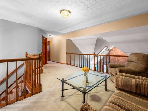 Tiny photo for 667 Salt Lick Lane, Columbus, OH 43230 (MLS # 226006499)