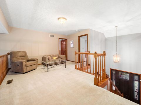 Tiny photo for 667 Salt Lick Lane, Columbus, OH 43230 (MLS # 226006499)