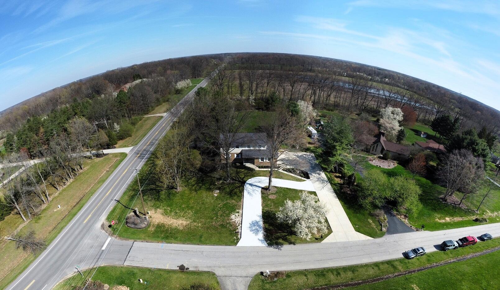 9595 Covan Drive, Westerville, Ohio image 36