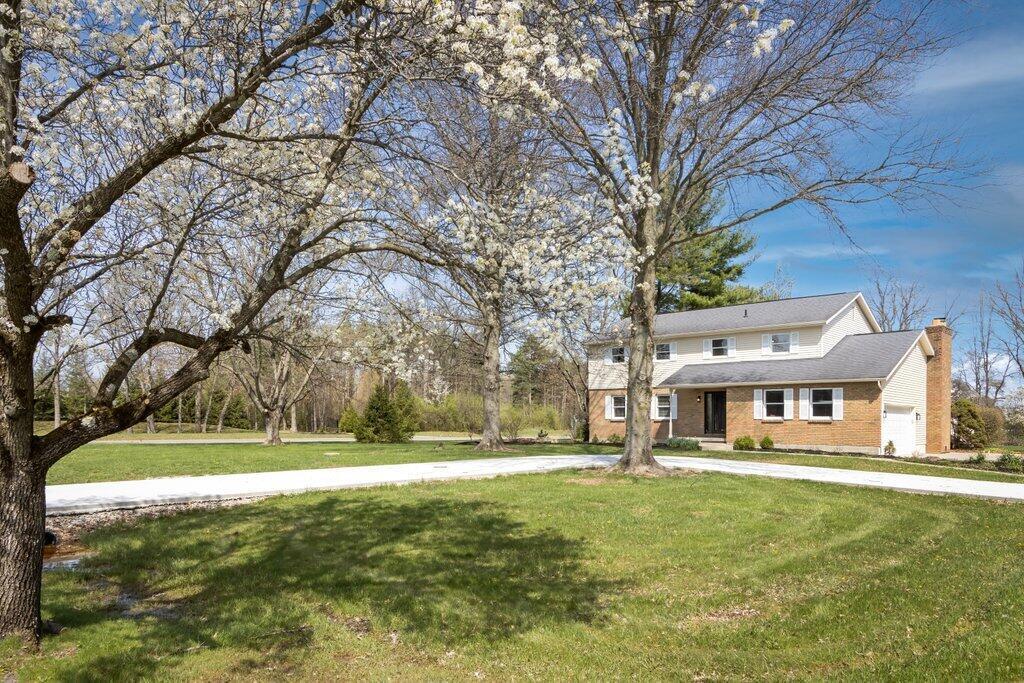 9595 Covan Drive, Westerville, Ohio image 2