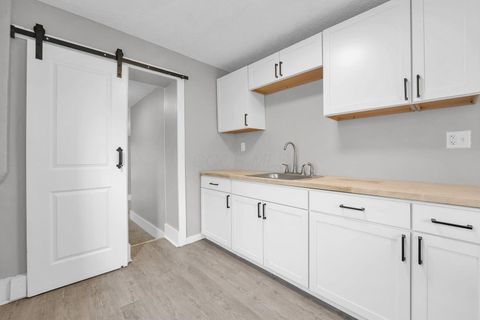 Photo of 361 S Harris Avenue 361 #361, Columbus, OH 43204 (MLS # 225044453)